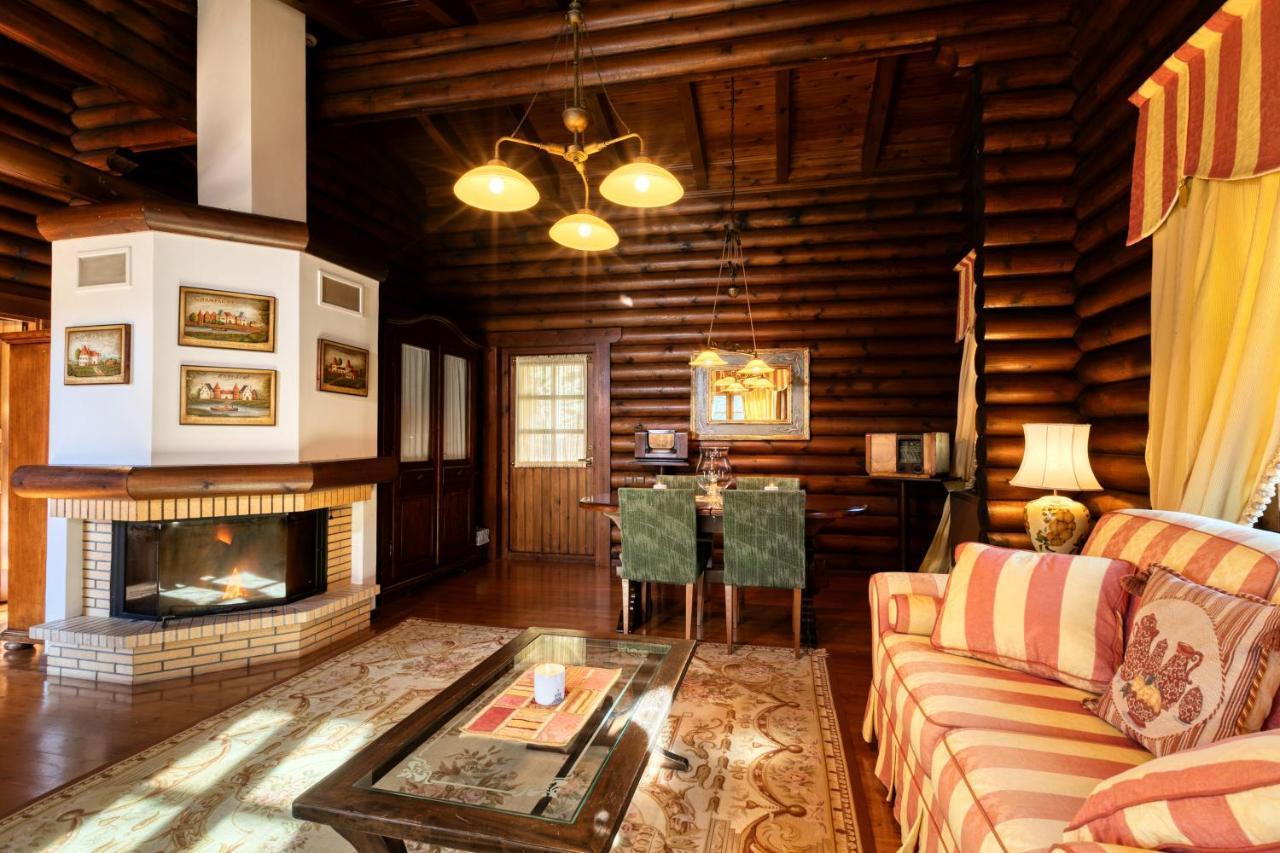 Seasons Paradise Chalet Khrisovítsion