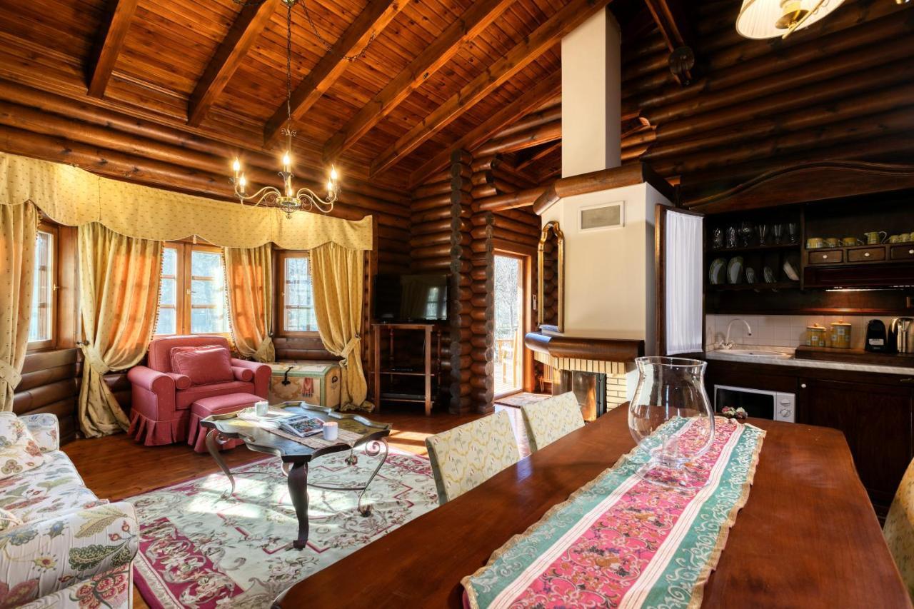 Chalet Seasons Paradise