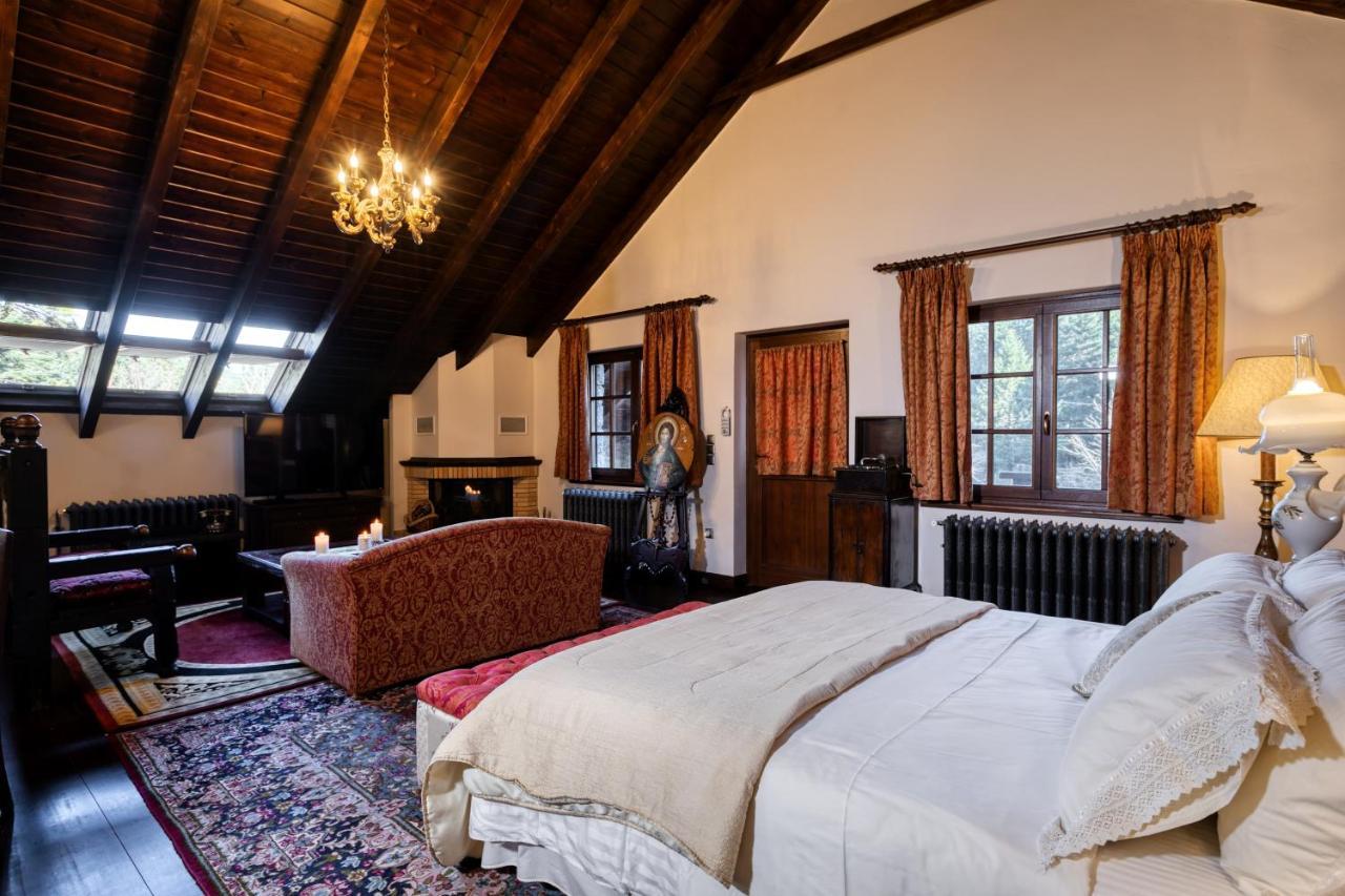 Seasons Paradise Chalet
